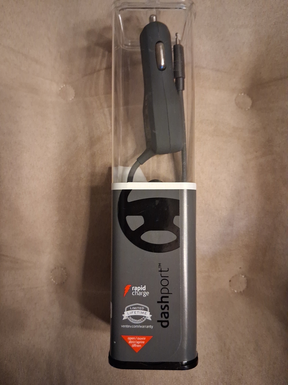 Ventev dashport 2 USB-A + Lighting For iPhone/ iPad /iPod 3.4A 17W NIB - Picture 2 of 8